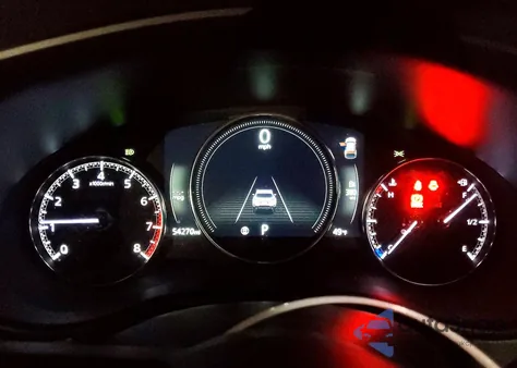 2023 Mazda Cx-50 Premium Plus z USA, uszkodzony, nr VIN 7MMVABEM5PN107519